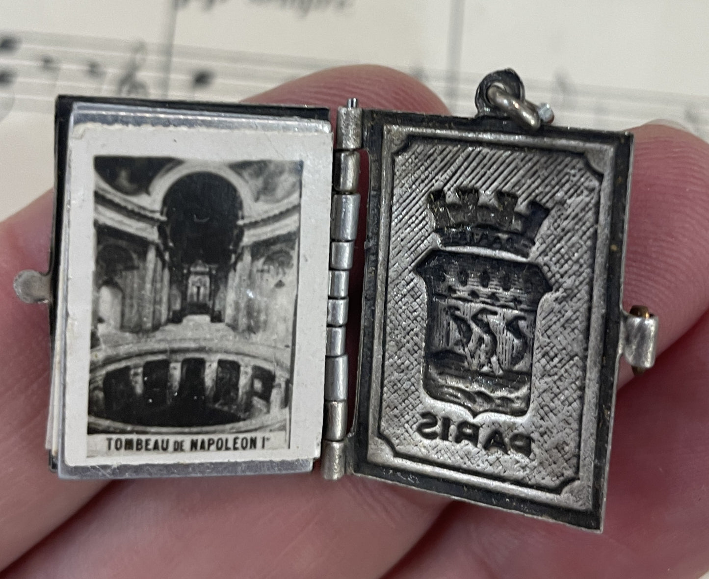 Rare Antique French Souvenir Photos Pendant / Book Paris Monuments Eiffel Tower c1910