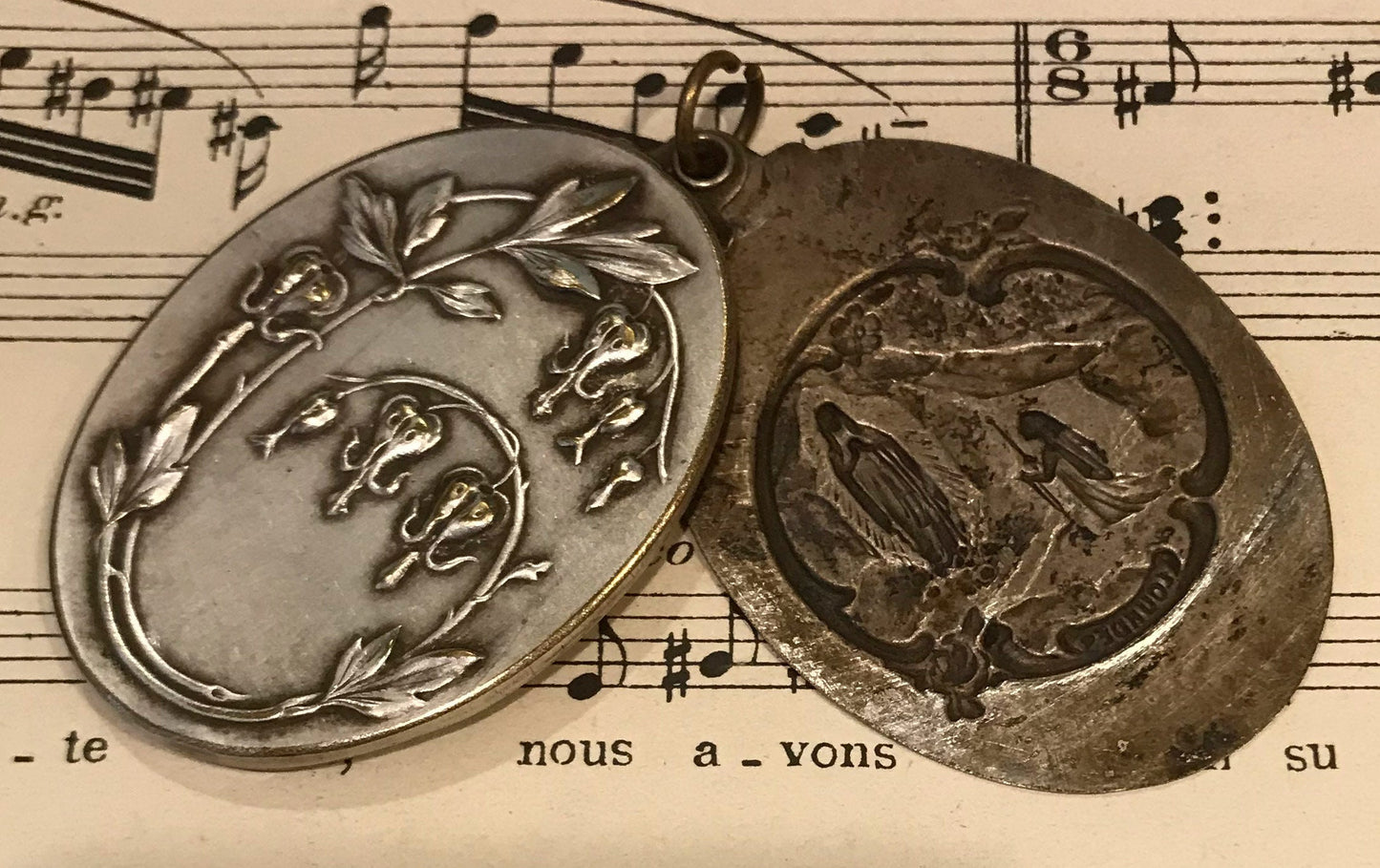 Antique French Art Nouveau Sliding Mirror Pendant Apparition of Lourdes c1900