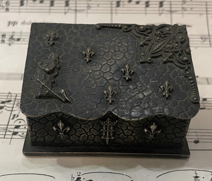 Rare Antique French Joan of Arc Stamp Box Fleur de Lys c1900