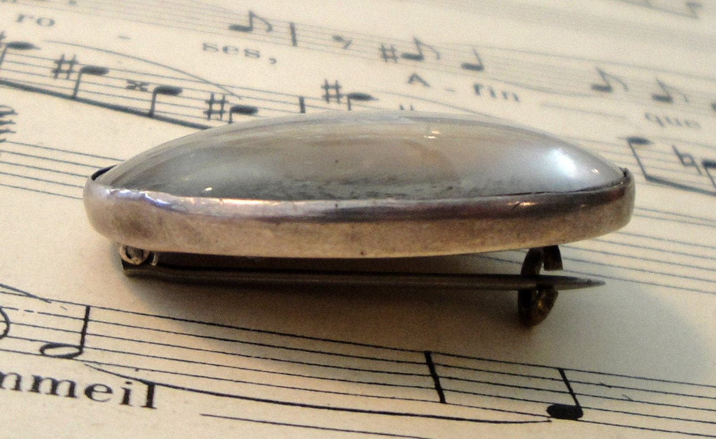 Antique English Sterling Silver Mourning Lock of Hair Brooch / Pin c.1890