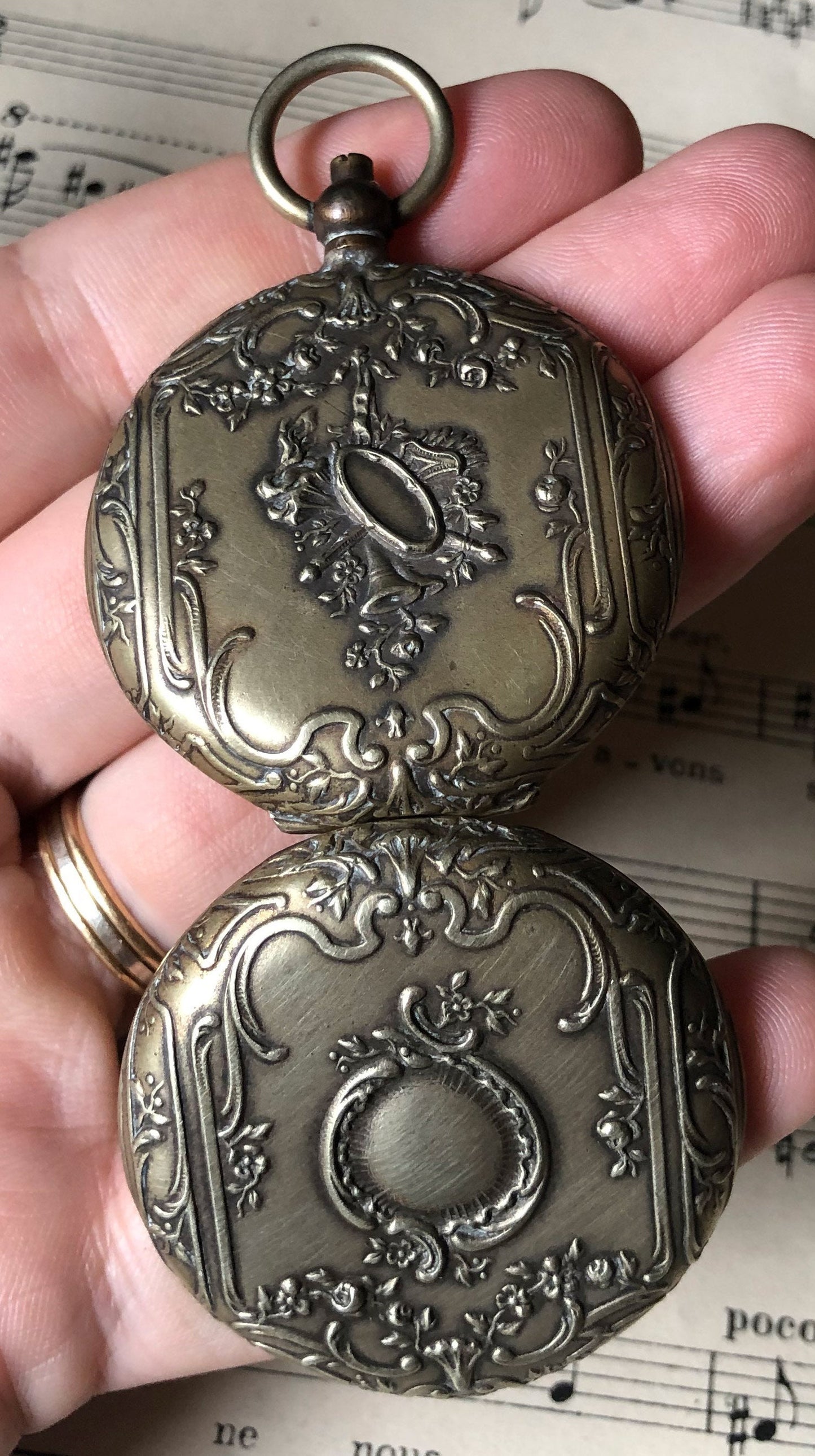 Antique French Art Nouveau Pendant Locket Music Flowers c1900