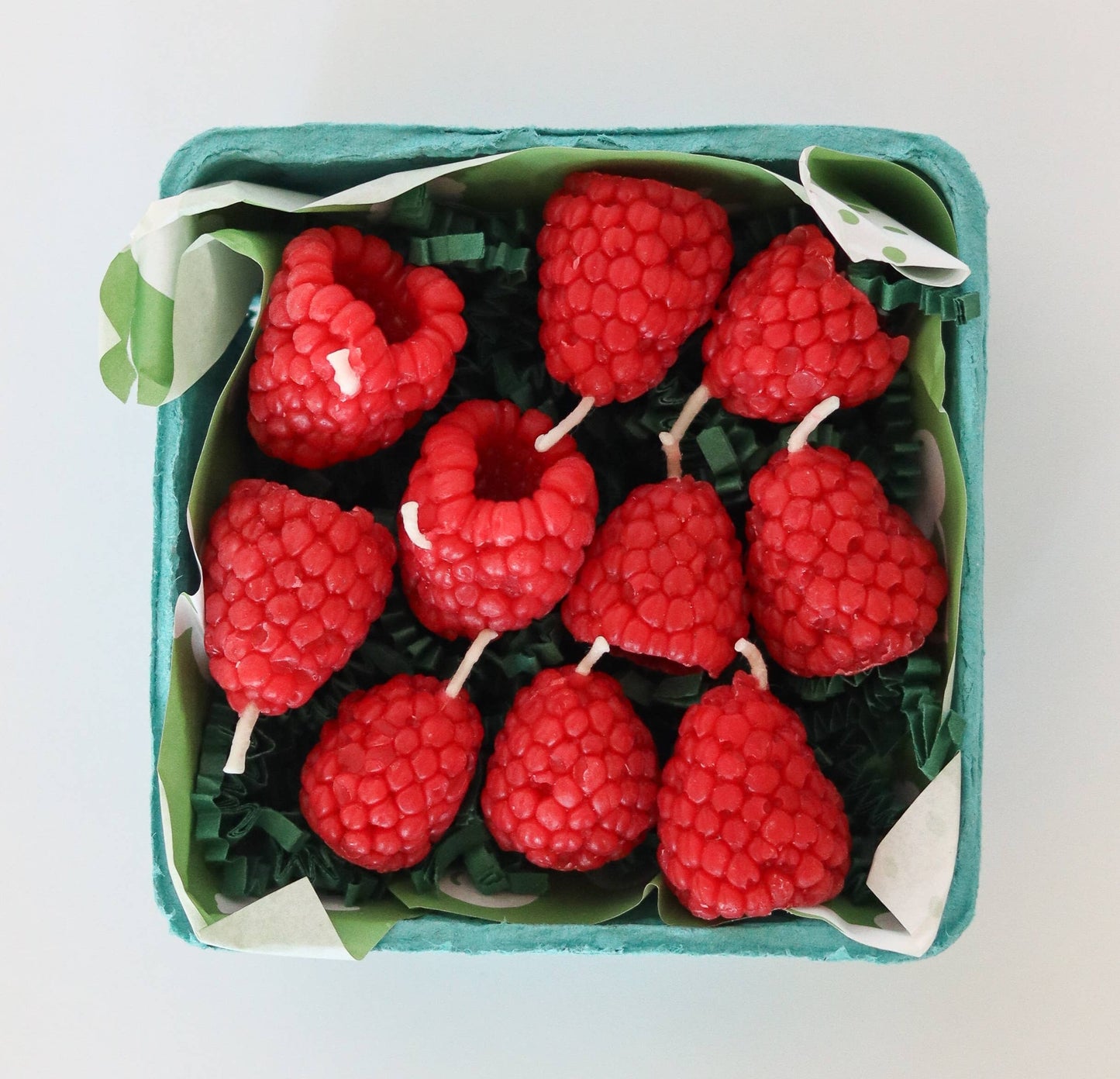 Raspberry Beeswax Birthday Candles : 10