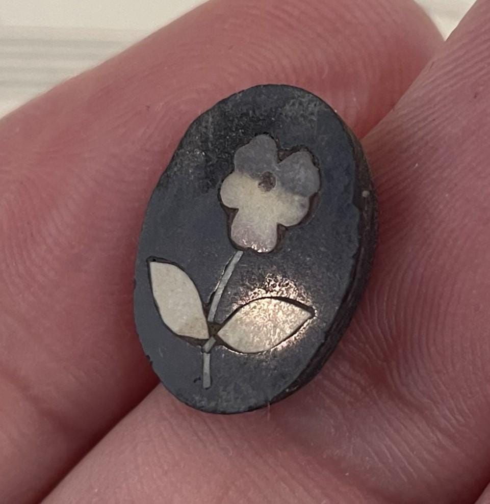 Antique Italian Pietra Dura Inlaid Stone Flower Pansy Plaque c1900