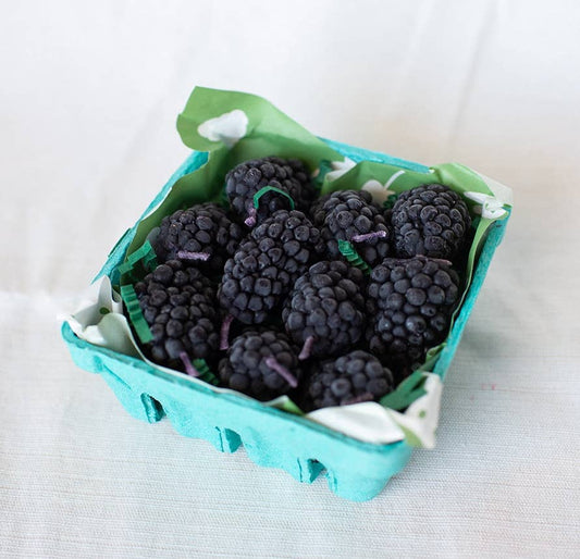 Blackberry Beeswax Birthday Candles: 10