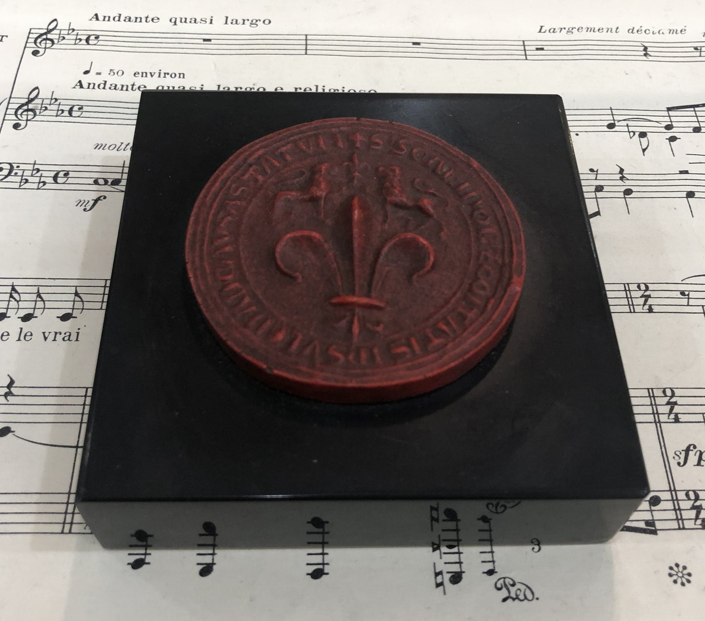 Rare Vintage Fleur de Lys from the Louvres Museum Souvenir Shop Paperweight c1960