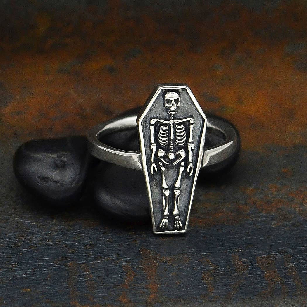 Sterling Silver Skeleton Coffin Ring: 8