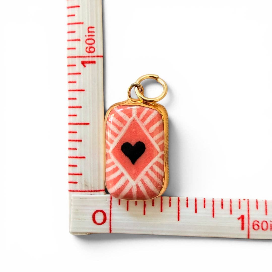 Shining Heart Diamond Charm: Light Pink + White / Gold Luster