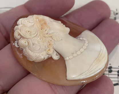 Rare Antique Italian Carved Shell Cameo Woman c1900