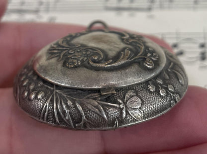 Antique French Art Nouveau Silver Plated Pill Box Compact Rouge Flowers Mistletoe c1900