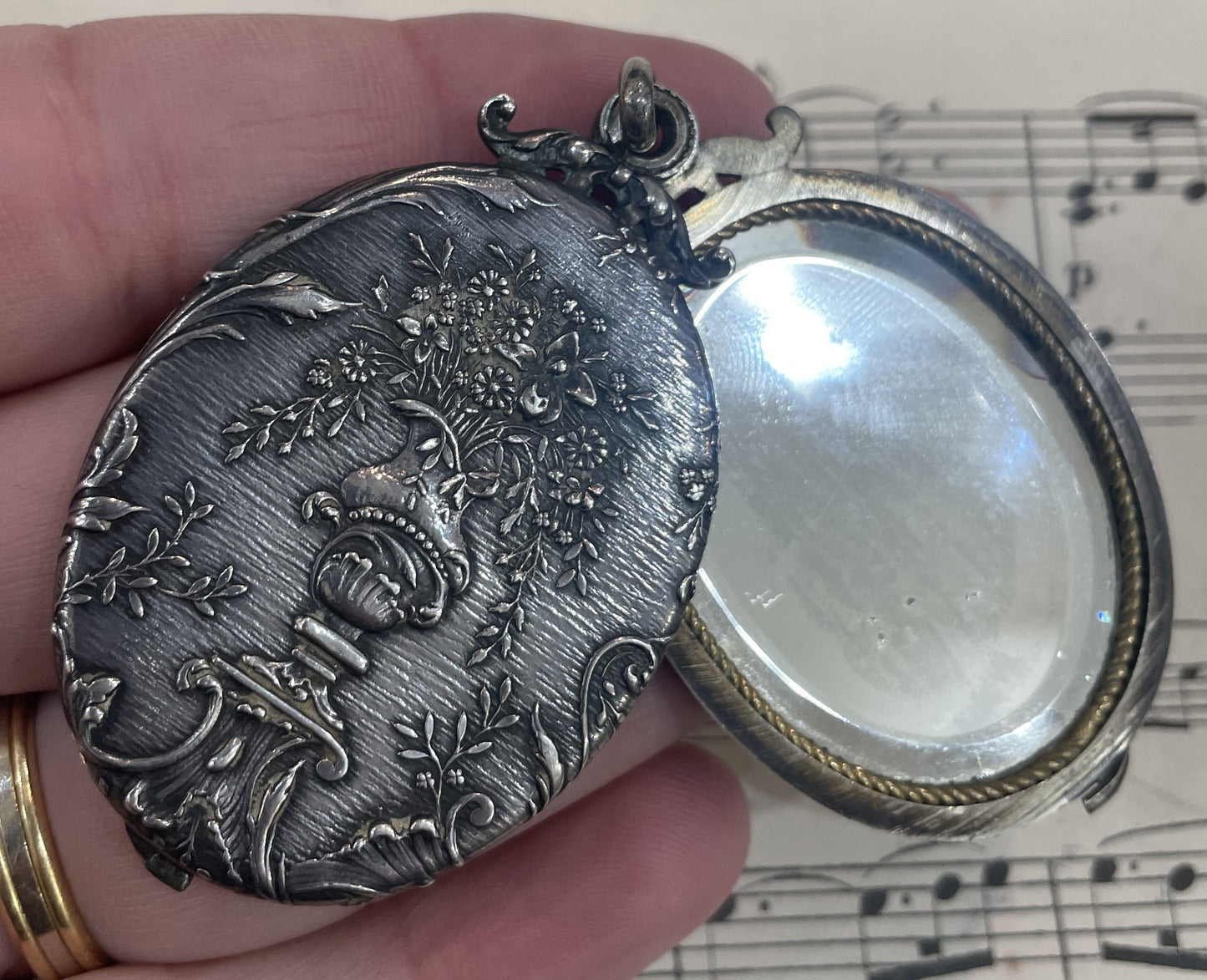 Rare Antique French Art Nouveau Sterling Silver Flower Sliding Mirror Pendant c1900