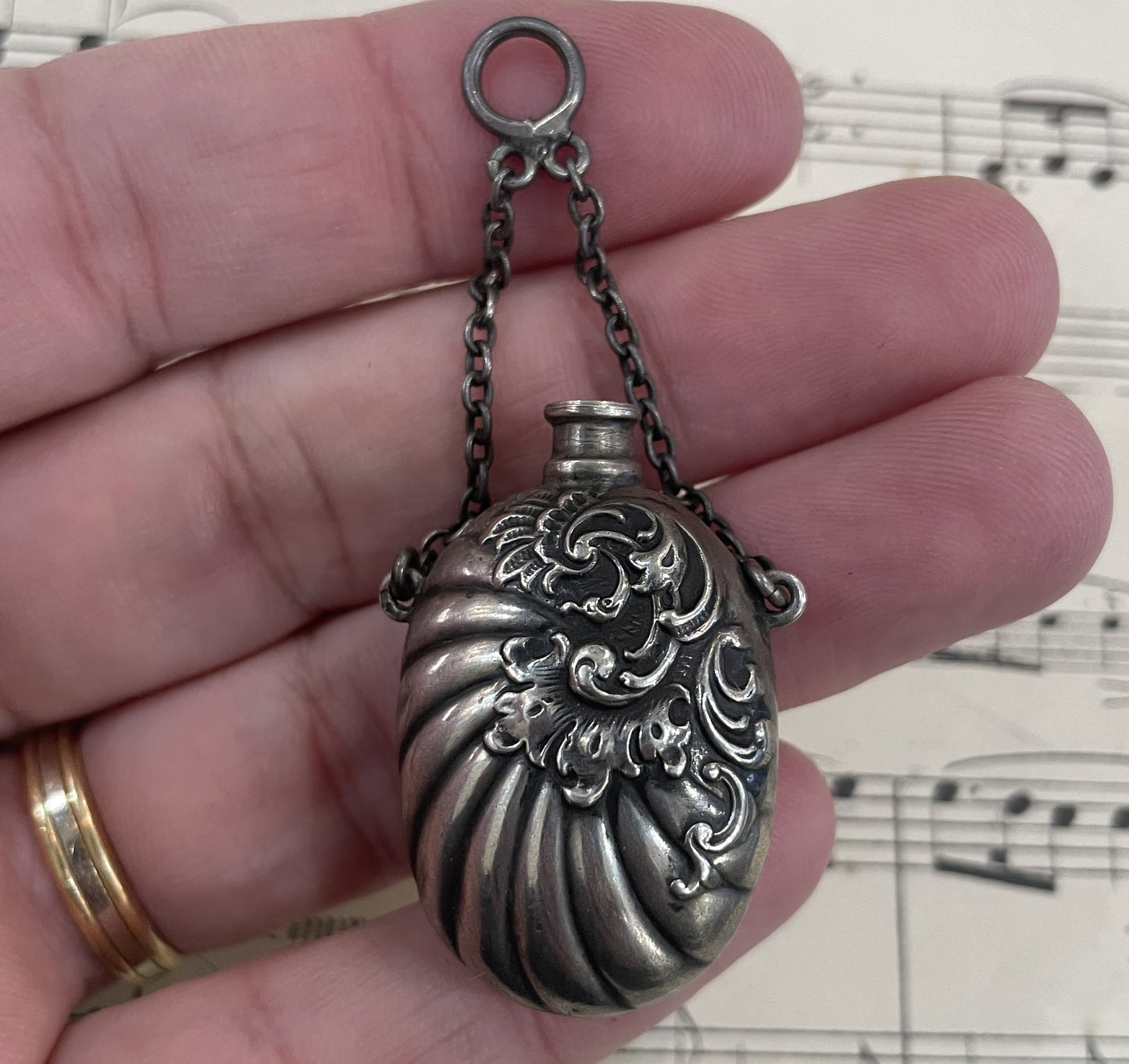 Rare Antique French Art Nouveau Silver 800 Smelling Salts Perfume Bottle Pendant c1900