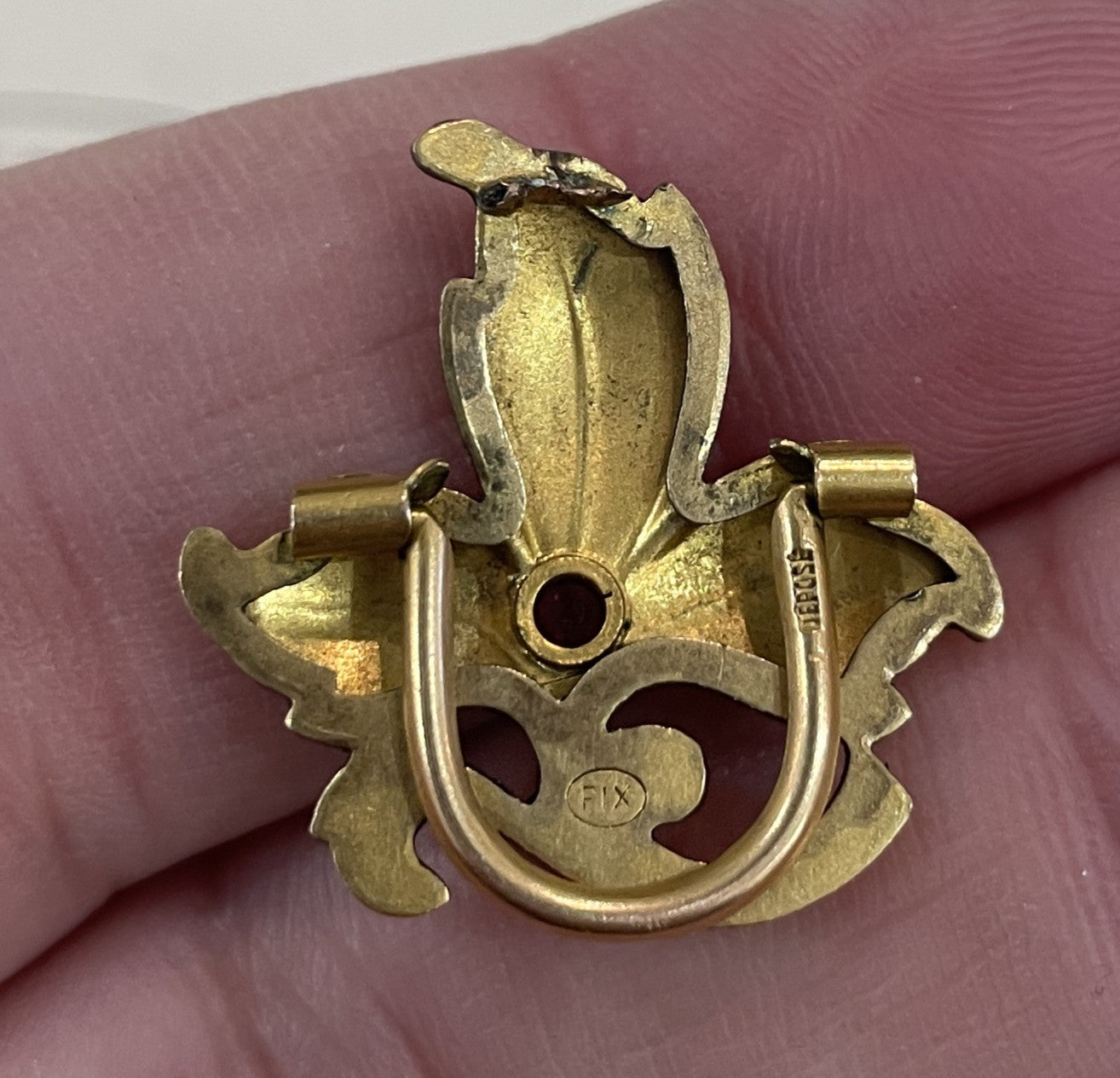Antique French Art Nouveau Gold-filled Pin Clip Leaf c1900