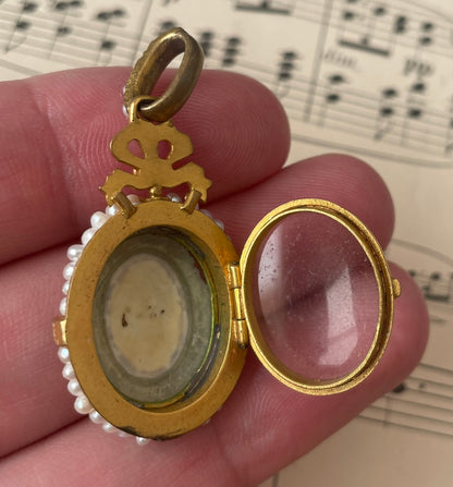 Rare Antique French Art Nouveau Hand Painted Porcelain Pearls Locket Pendant c1900