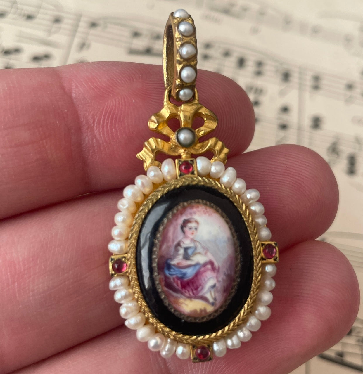 Rare Antique French Art Nouveau Hand Painted Porcelain Pearls Locket Pendant c1900