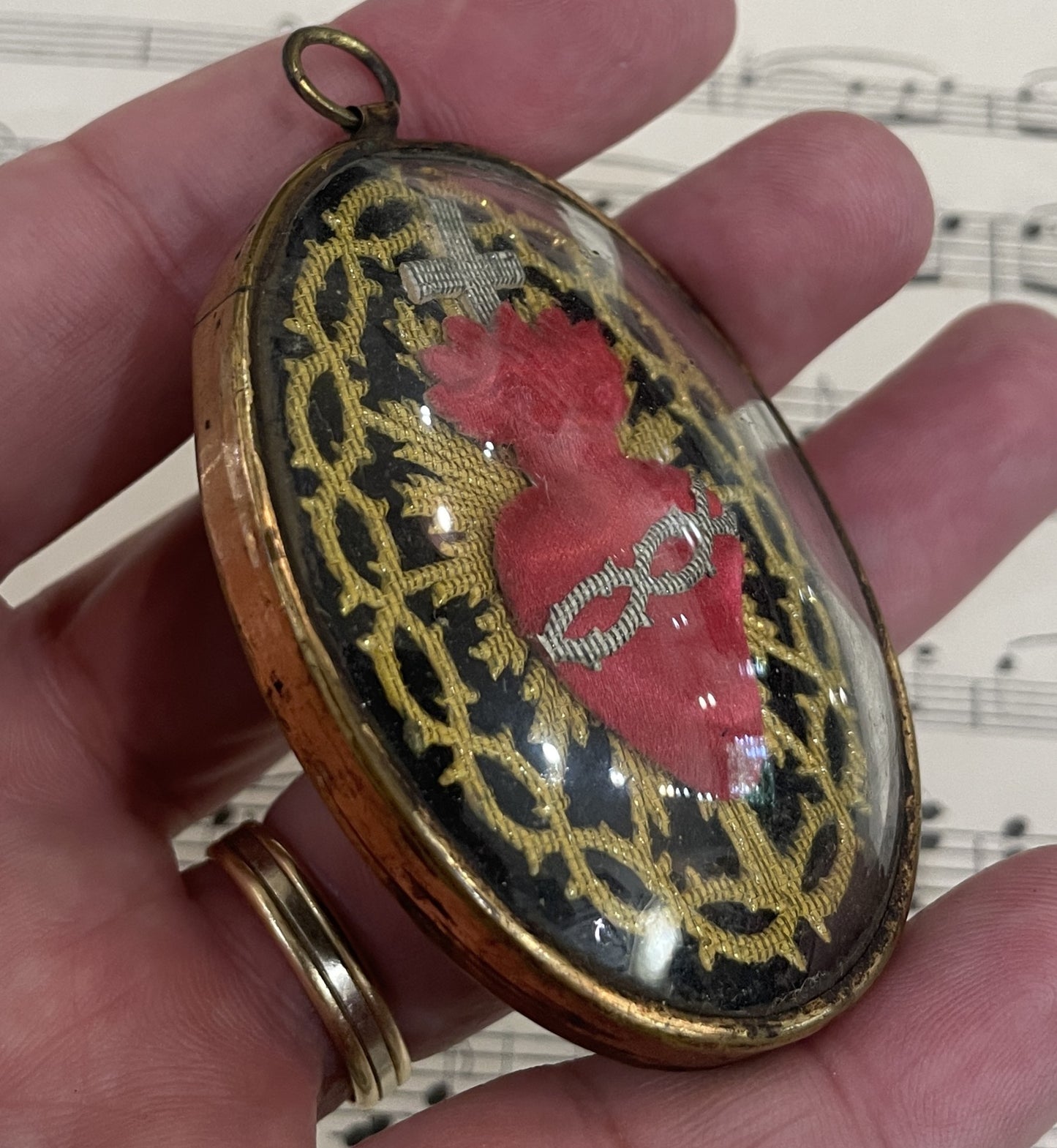 Rare Small Antique French Reliquary / Ex Voto Sacred Heart Domed Glass c1880
