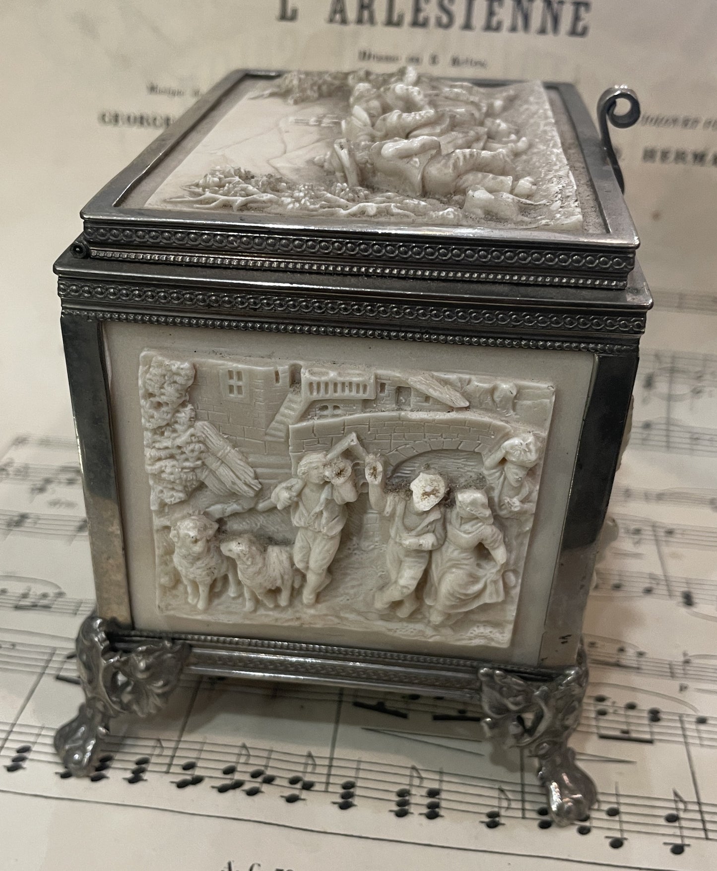 RARE Large Antique French Petrifying Well Jewelry Box c1900