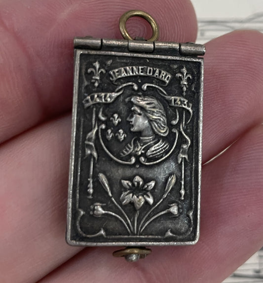 Rare Antique French Souvenir Photos Pendant / Book Joan of Arc c1910