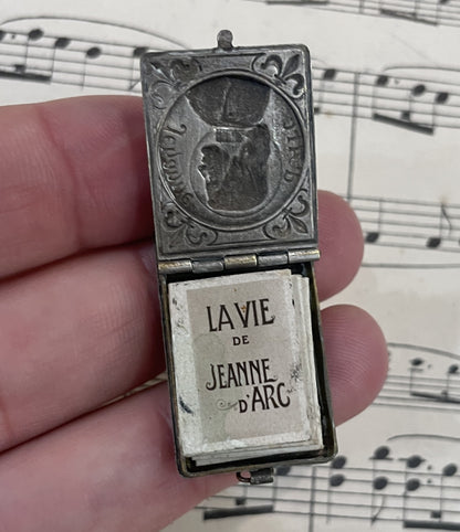 Rare French Antique Souvenir Photos Pendant / Book Joan of Arc Signed Dropsy c1910