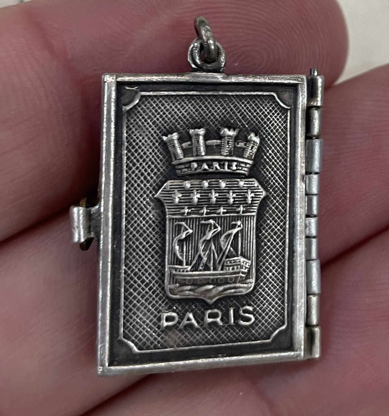 Rare Antique French Souvenir Photos Pendant / Book Paris Monuments Eiffel Tower c1910