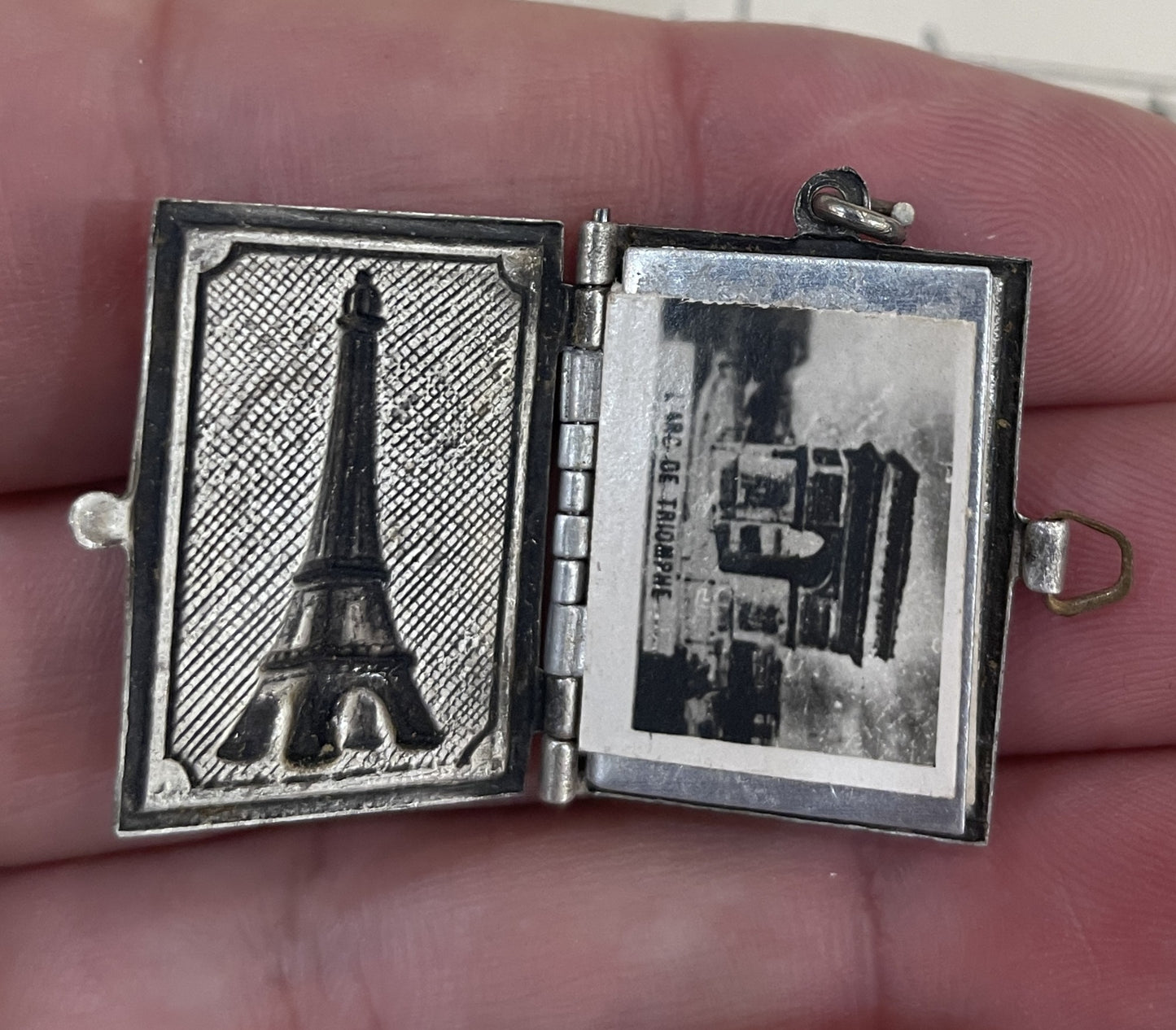Rare Antique French Souvenir Photos Pendant / Book Paris Monuments Eiffel Tower c1910