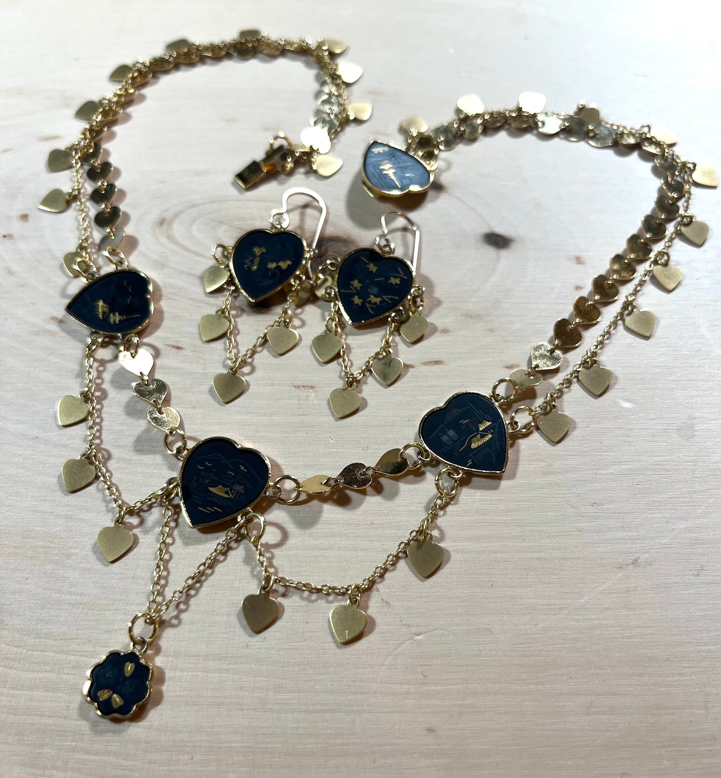 Vintage Japanese Black Heart and 24k Inlay Necklace and Earrings Set