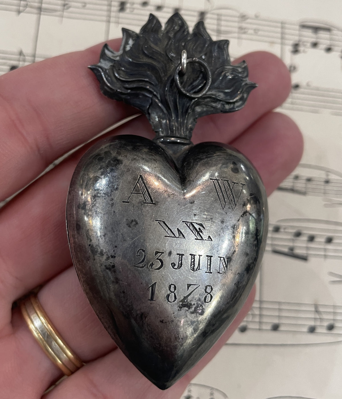 Rare Antique French Sterling Silver Sacred Heart of Mary Reliquary Ex Voto c1878