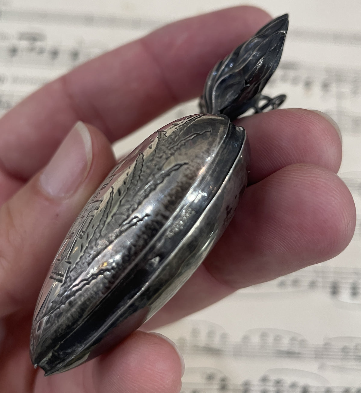 Rare Antique French Sterling Silver Sacred Heart of Mary Reliquary Ex Voto c1878