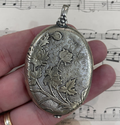 Rare Antique Art Nouveau French Sliding Mirror Pendant Woman Roses c1900