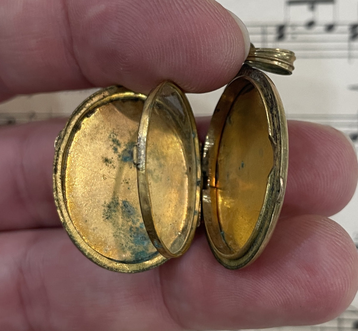 Antique Italian Art Nouveau Gold Plated Locket Pendant Pietra Dura Flower c1900