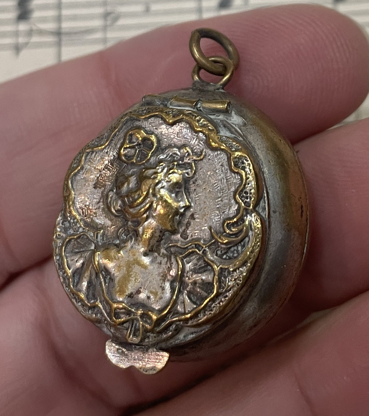 Antique French Art Nouveau Pill Box Powder Puff with Mirror Woman c1900