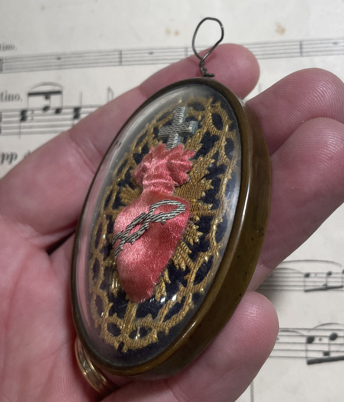 Rare Small Antique French Reliquary / Ex Voto Sacred Heart  Domed Glass c1880