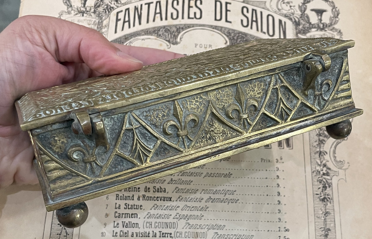 Rare Antique French Max LeVerrier Bronze Box Hunting Scene Fleur de Lys c1930