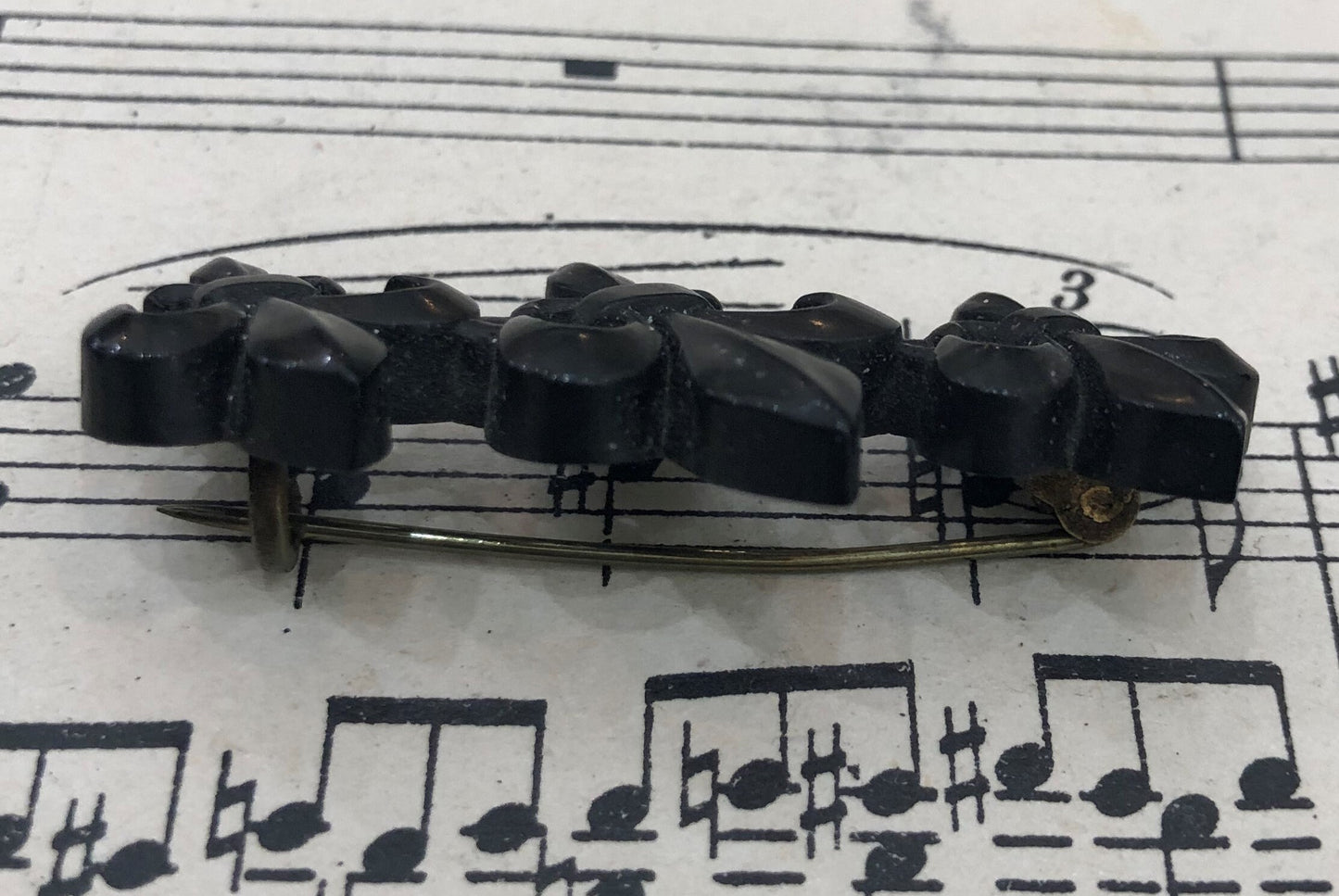 Antique French Fleur de Lys Gutta Percha Mourning Brooch c1900