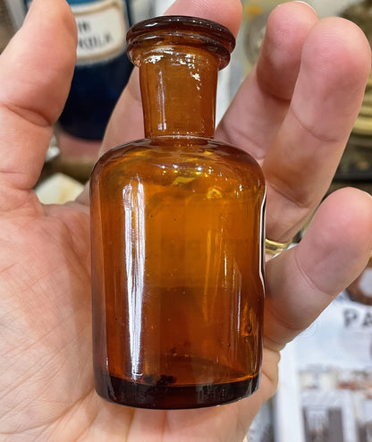 Small Antique French Apothecary Bottle Amber Glass Ol. Menth. Pip. c1880