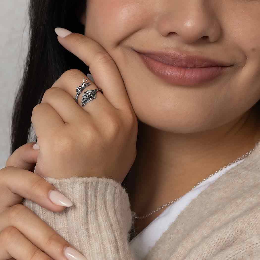 Adjustable Snail and Leaf Ring: Bronze